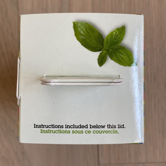 Microplane Herb Mill - Picture 7 of 7